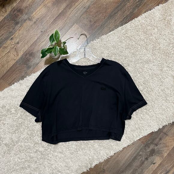 Lacoste Size 6 Oversized Black Pink V-Neck Cropped Short Sleeve Crewneck Tee - Picture 2 of 4